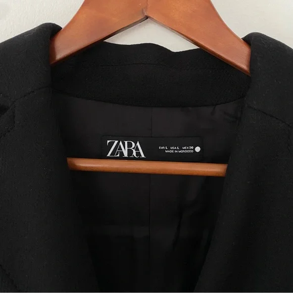 Zara Manteco Wool Blend Black Cape Coat with Gold Buttons women’s size L - Picture 5 of 9